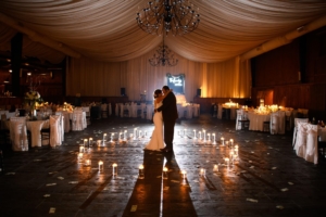 final dance of wedding couple